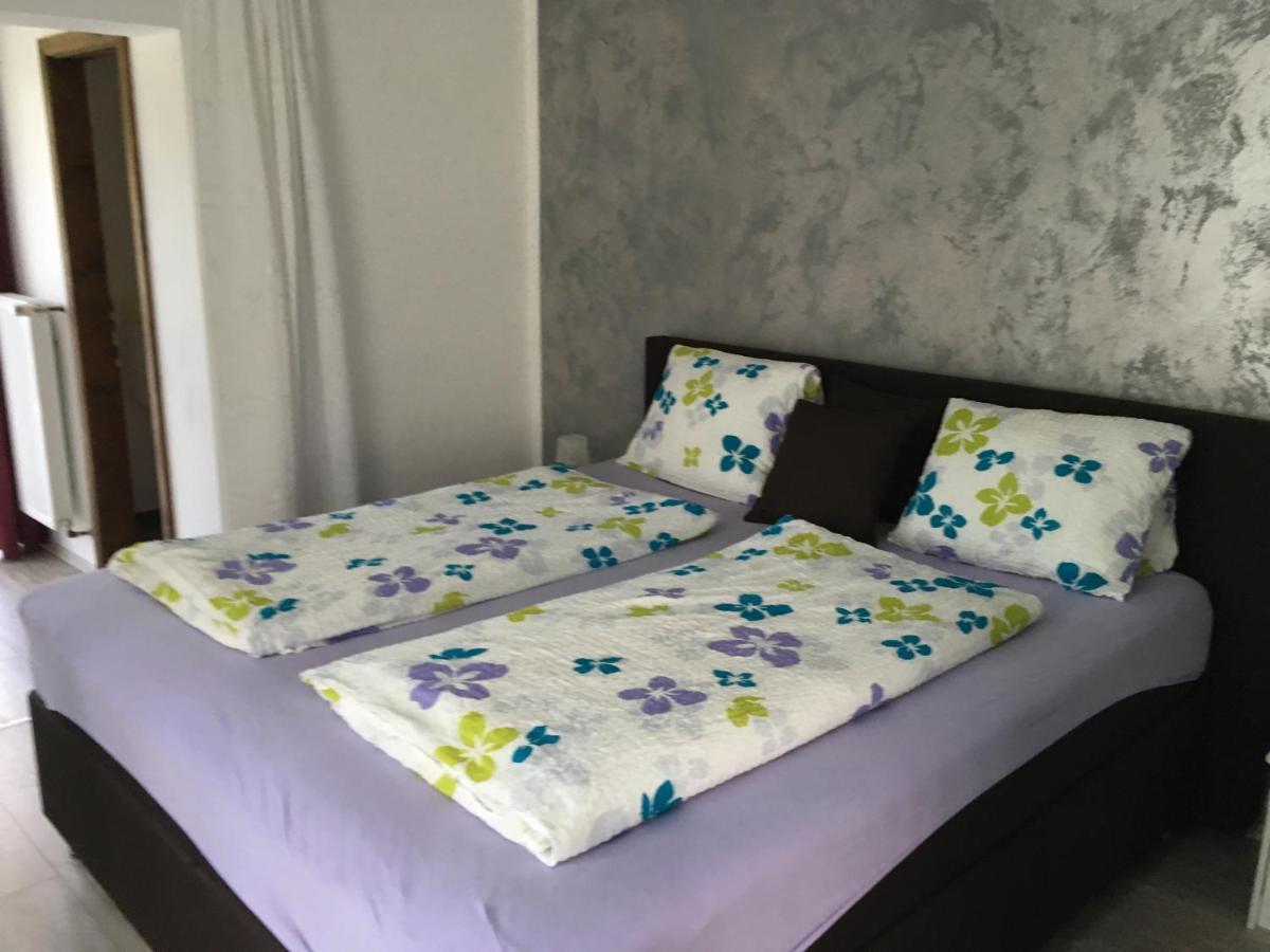 Pension Waldesruh Velden am Wörthersee Buitenkant foto