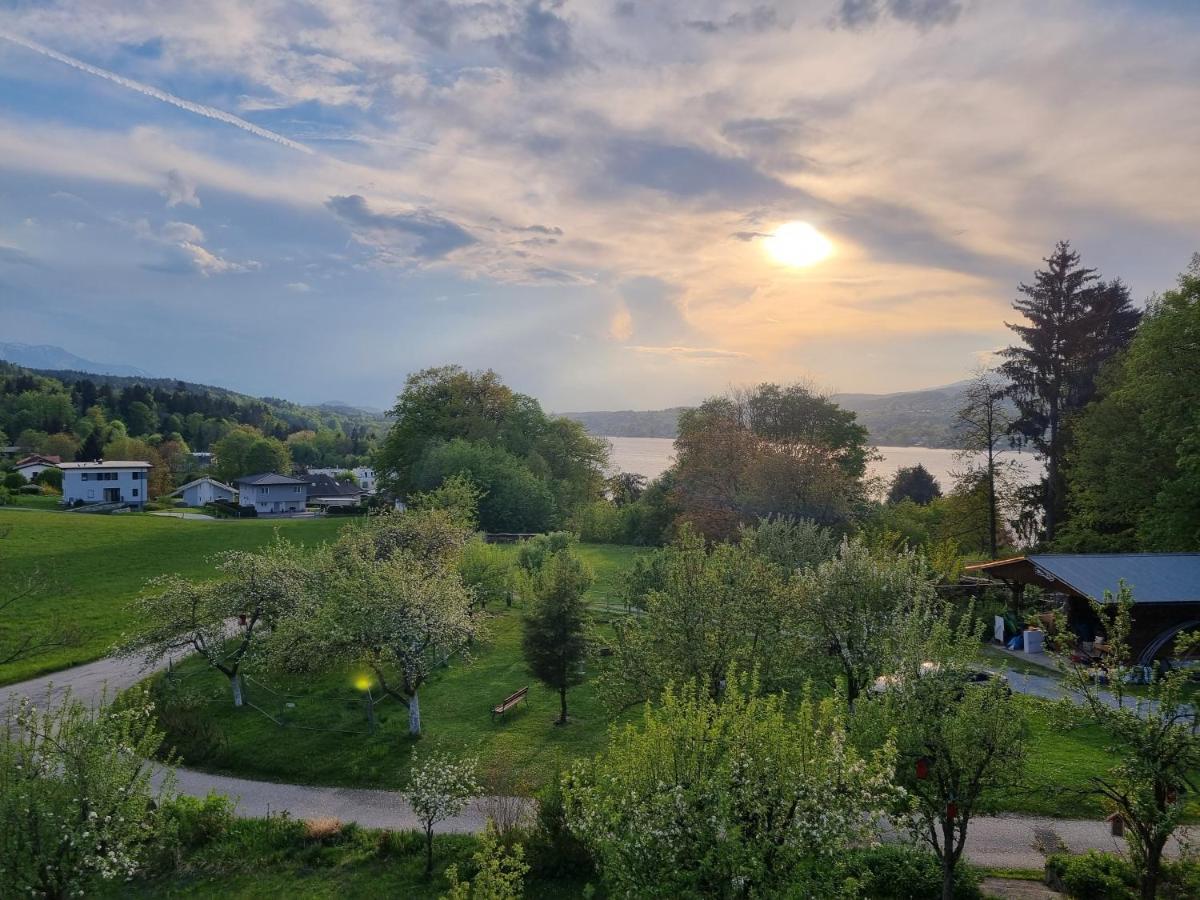 Pension Waldesruh Velden am Wörthersee Buitenkant foto